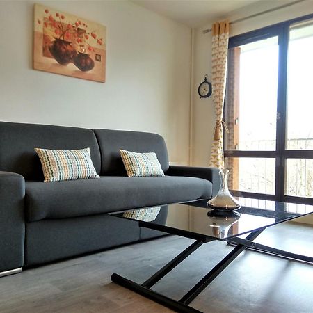 Budget Apart With Balcony And Great View Saint-Denis  Exterior foto